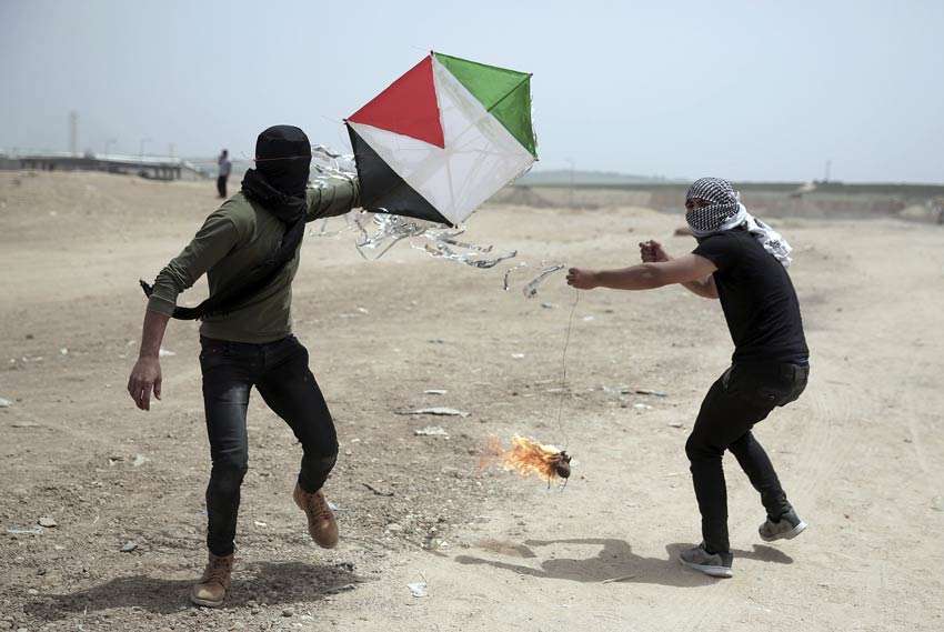 Hamas Kite Balloon Attack