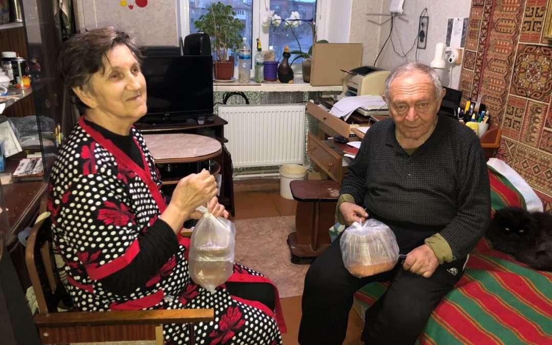 In Ukraine, Christian group steps in to feed needy Jews confined by COVID-19